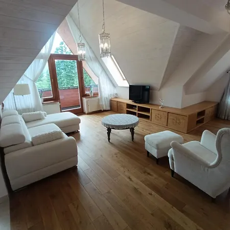 Gpp Secret Residence With Sauna & Pool - Entire House For Rent Apartman